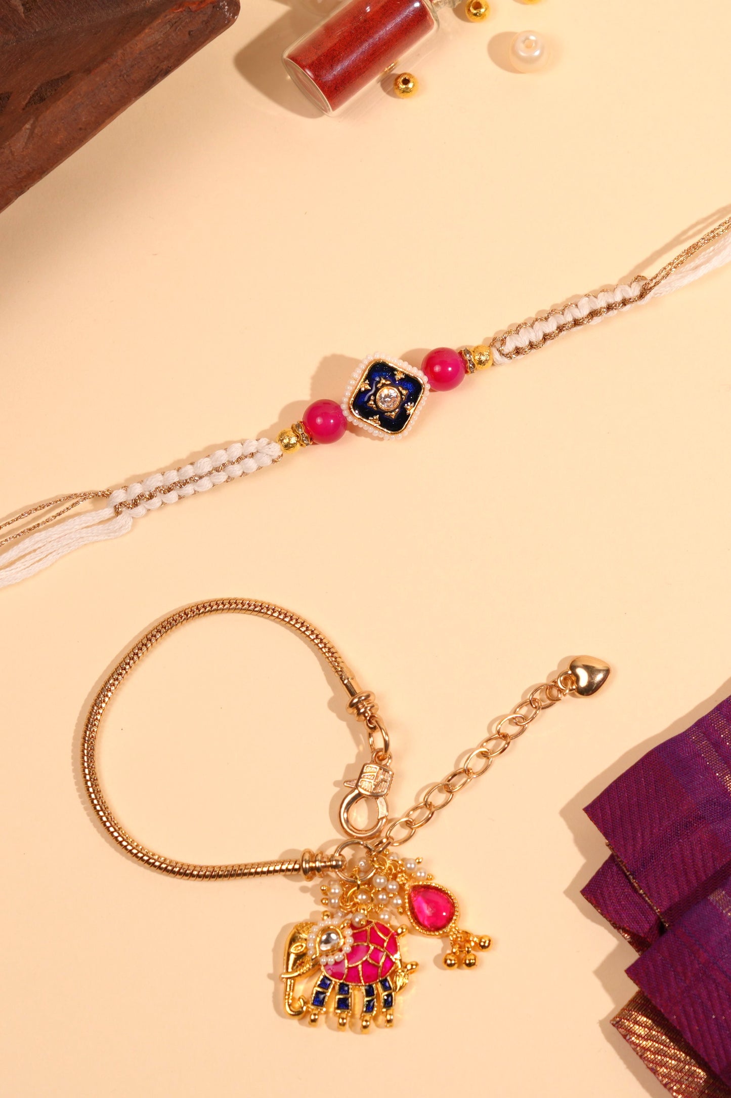 Noor Hasti Rakhi Lumba set