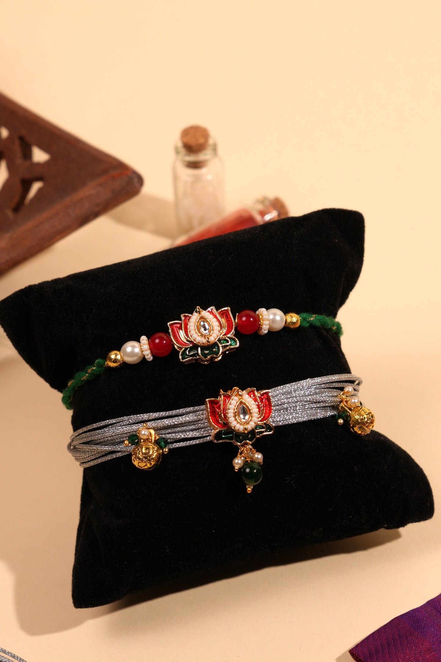 Kamal Kundan Bhai Bhabhi Rakhi Set