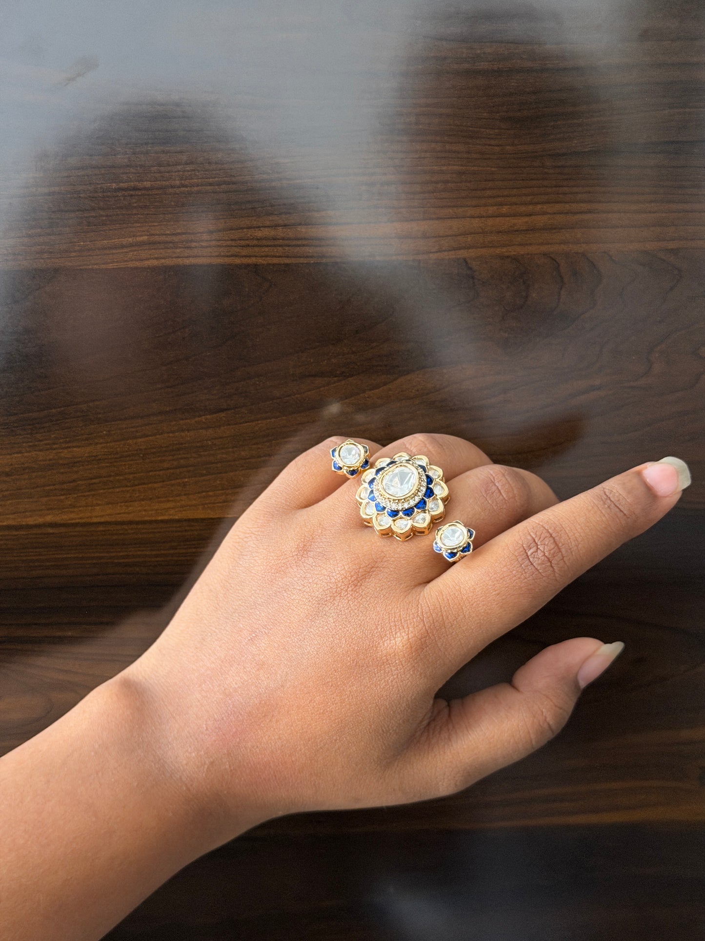 Floral Design Two Finger Ring